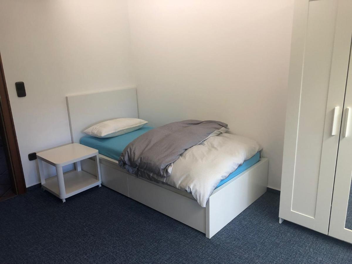 1-Zimmer Apartment, 45 Qm, Im Weinort Neustadt-Duttweiler Neustadt an der Weinstraße Esterno foto